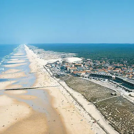 Front De Mer Les Oceanides *
